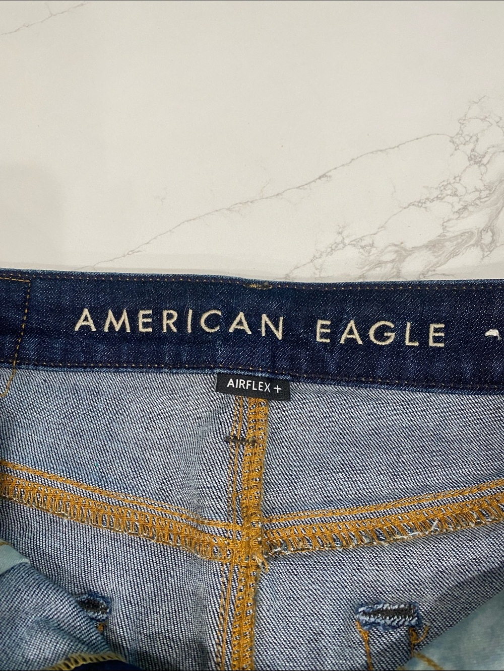 American Eagle Outfitters Men's Indigo Straight Jeans - Picture 2 of 4